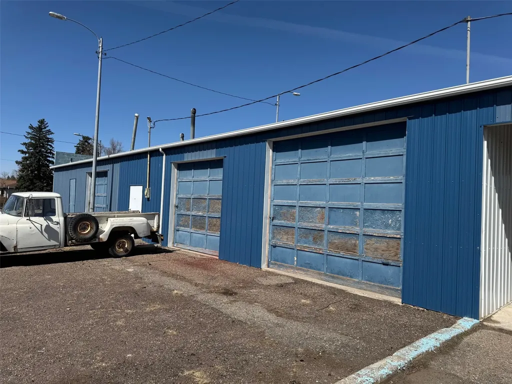 720 1st Avenue NW Great Falls MT 59404