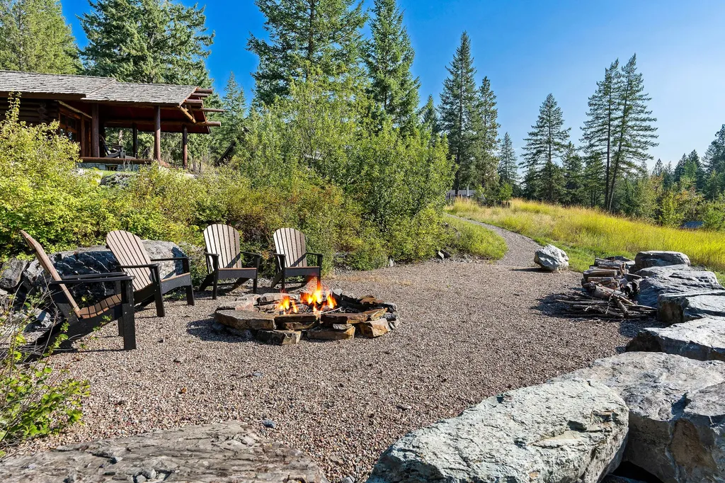 62 Trails End Court Bigfork MT 59911