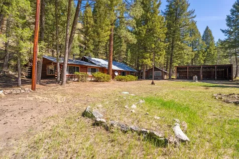 1936 East Fork Road Sula MT 59871