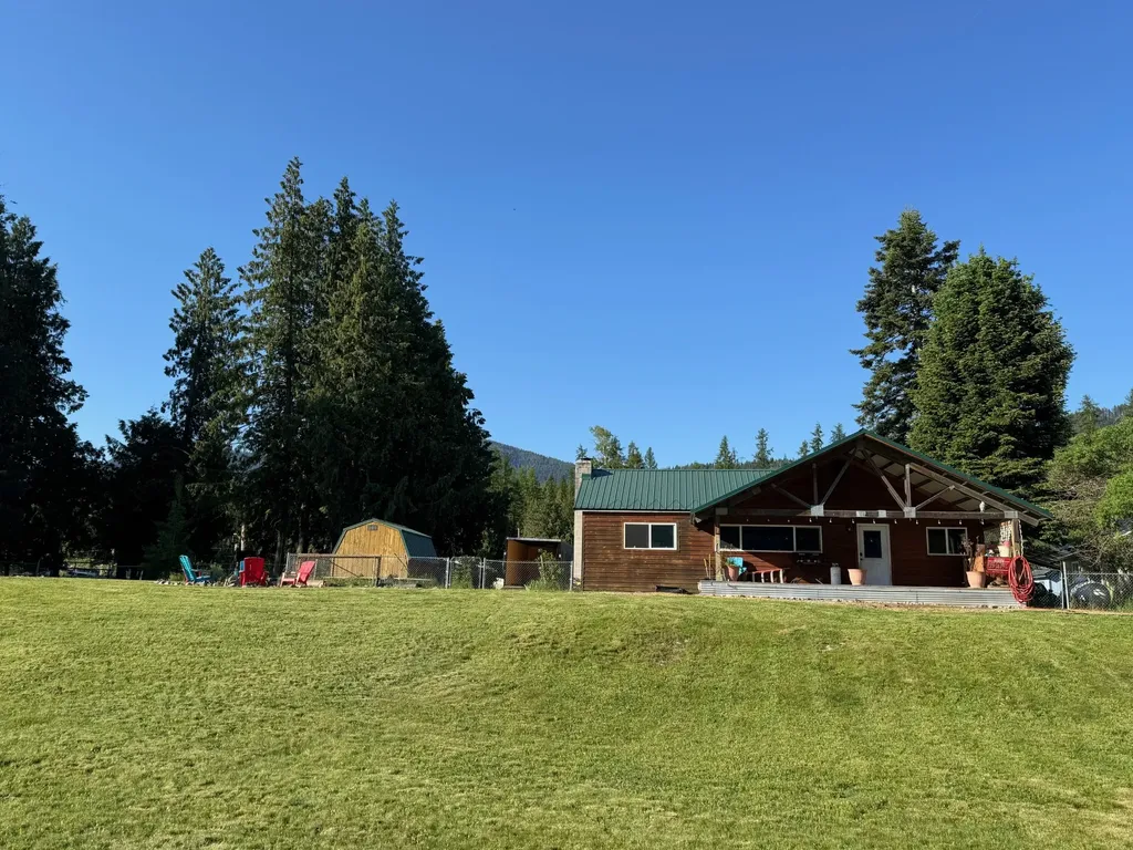 608 Noxon Avenue Noxon MT 59853