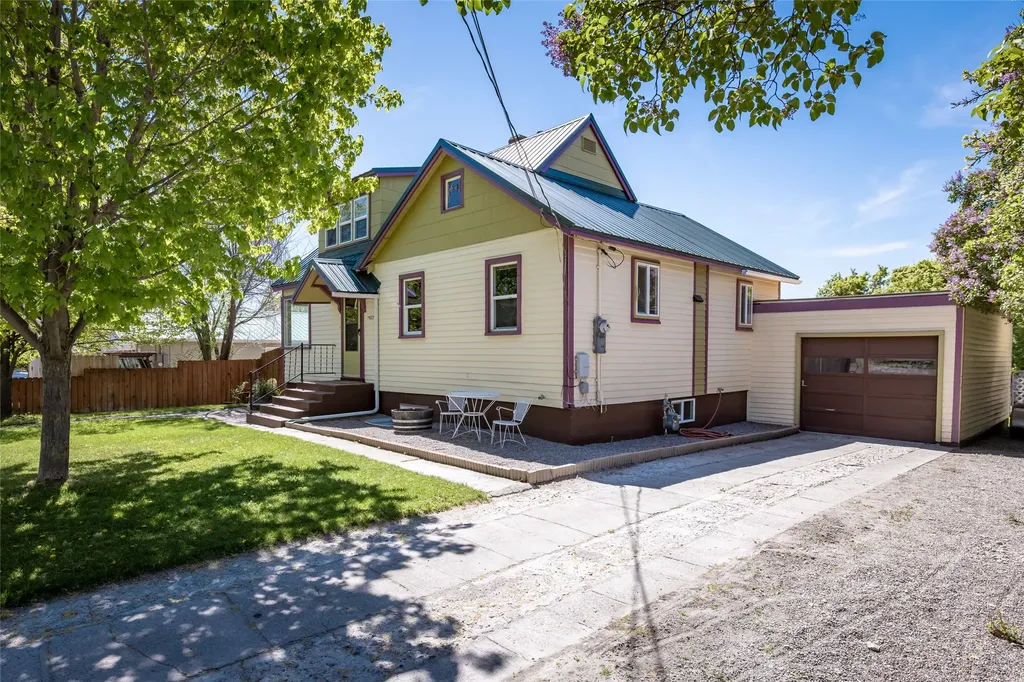 1502 5th Avenue E Kalispell MT 59901