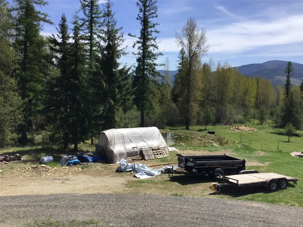 360 Valley Drive De Borgia MT 59830