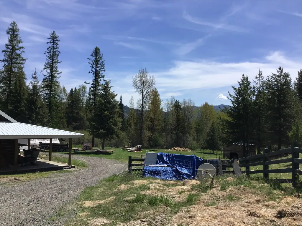 360 Valley Drive De Borgia MT 59830
