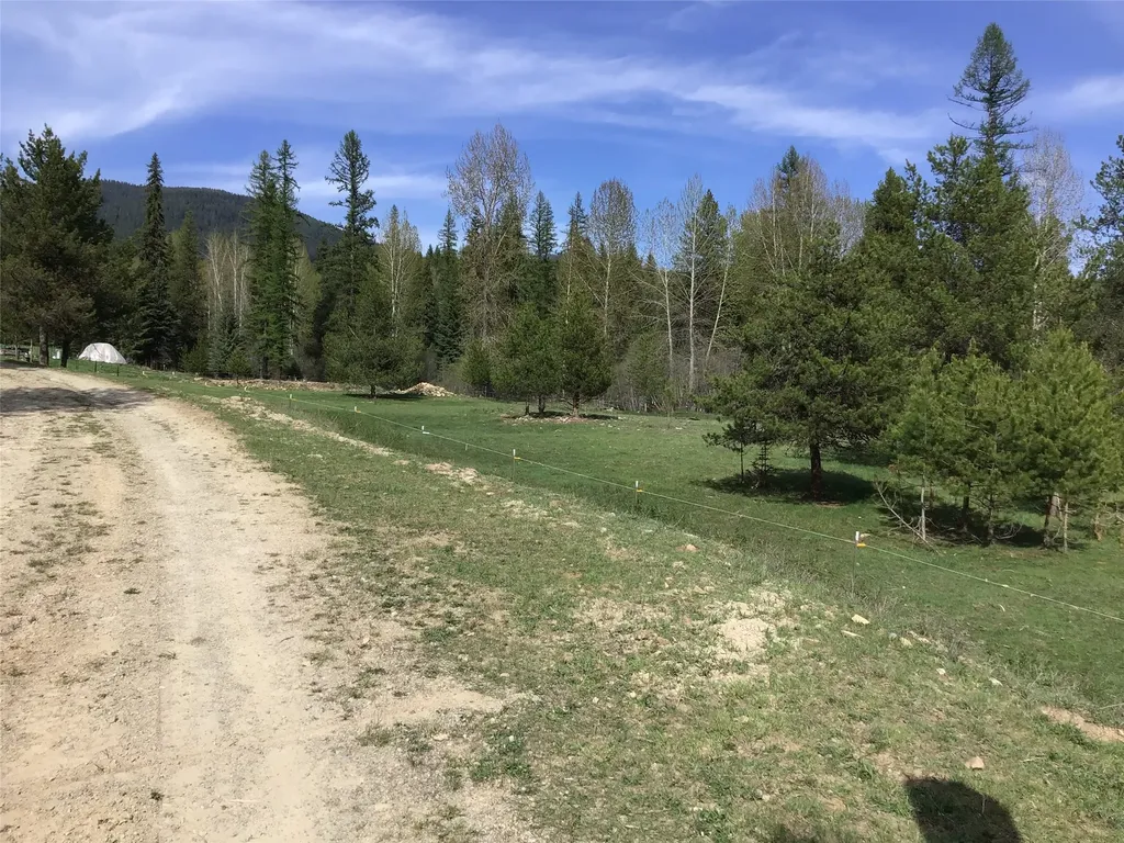 360 Valley Drive De Borgia MT 59830