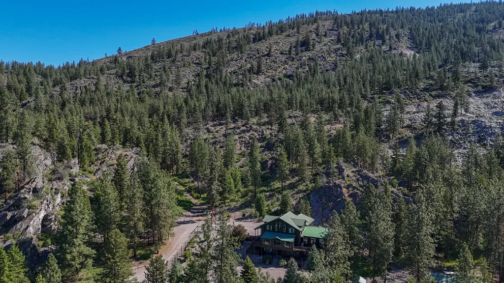 6961 Mount Highway 200 Plains MT 59859