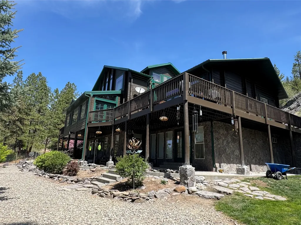 6961 Mount Highway 200 Plains MT 59859