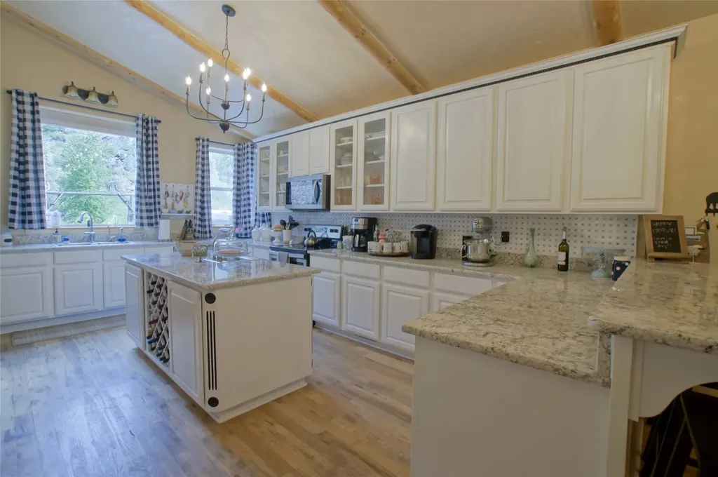 6961 Mount Highway 200 Plains MT 59859