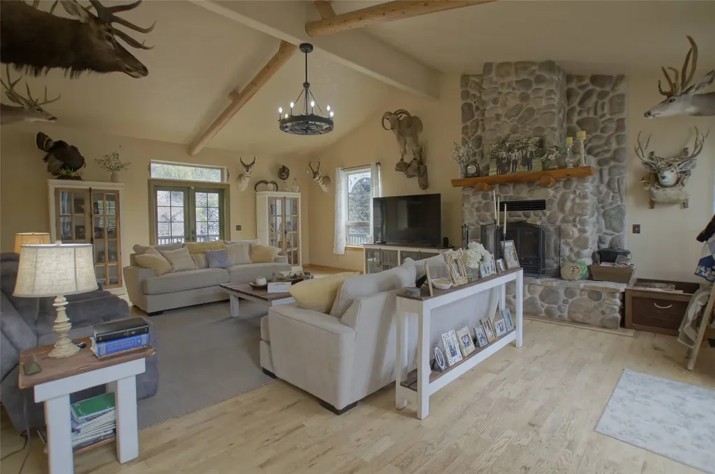 6961 Mount Highway 200 Plains MT 59859