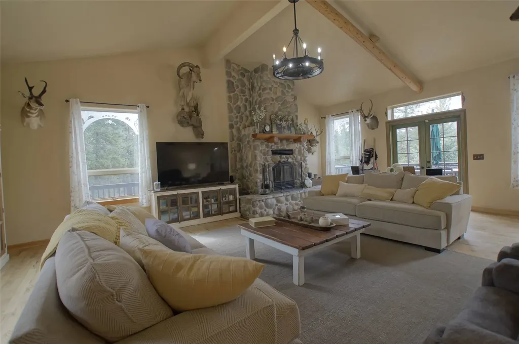 6961 Mount Highway 200 Plains MT 59859