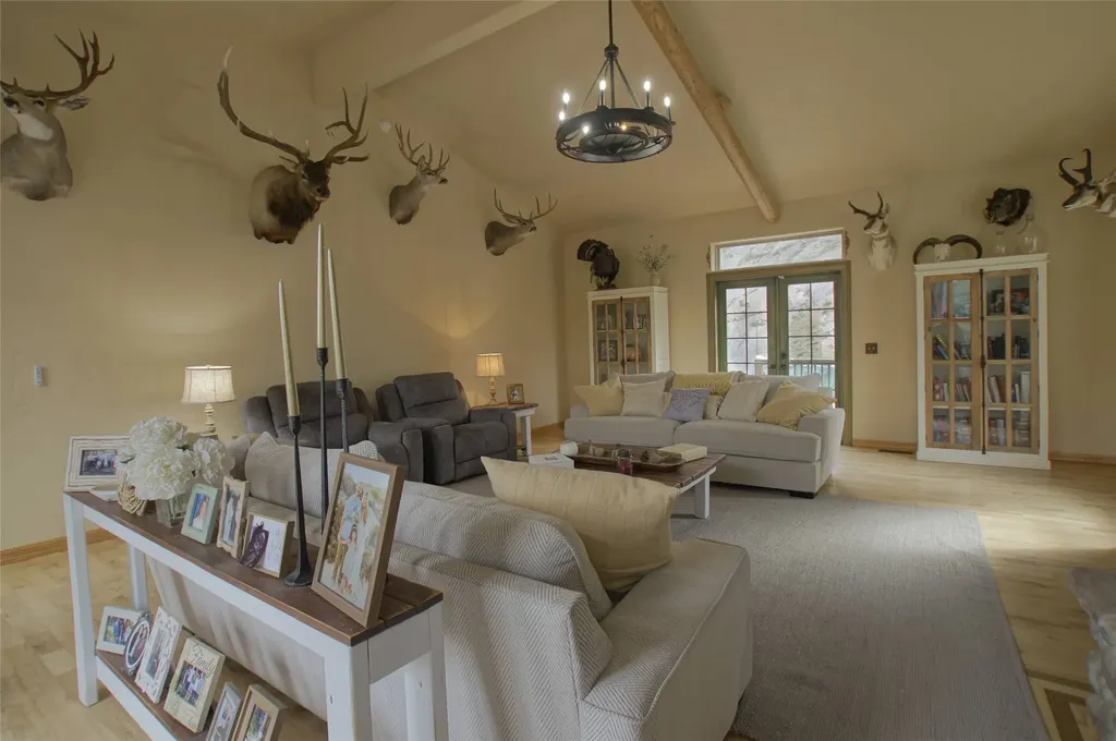 6961 Mount Highway 200 Plains MT 59859