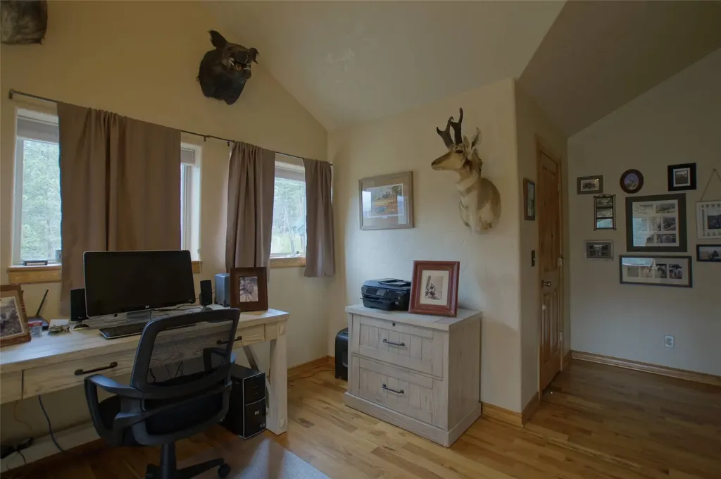 6961 Mount Highway 200 Plains MT 59859