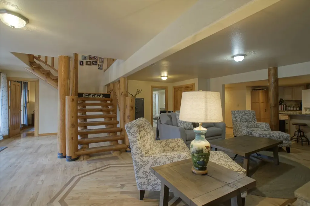 6961 Mount Highway 200 Plains MT 59859