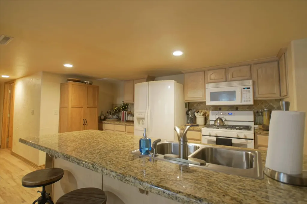 6961 Mount Highway 200 Plains MT 59859