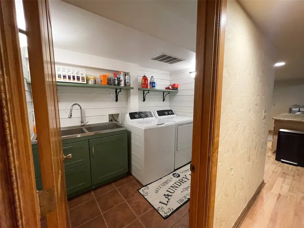 6961 Mount Highway 200 Plains MT 59859