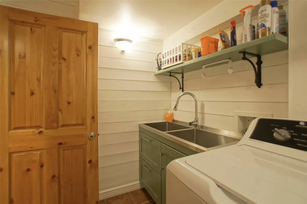 6961 Mount Highway 200 Plains MT 59859