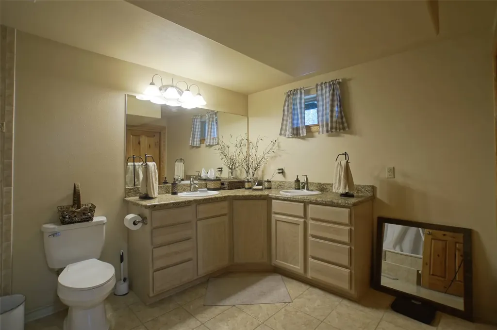 6961 Mount Highway 200 Plains MT 59859