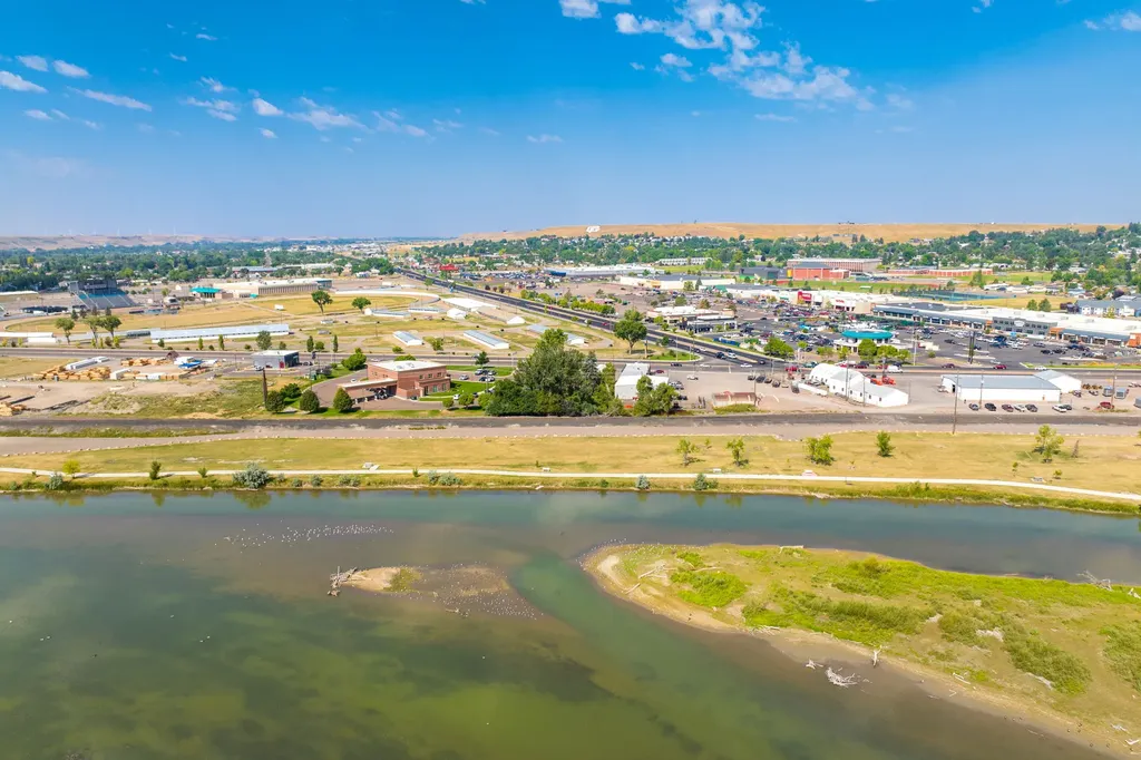 803 3rd Street NW Great Falls MT 59404