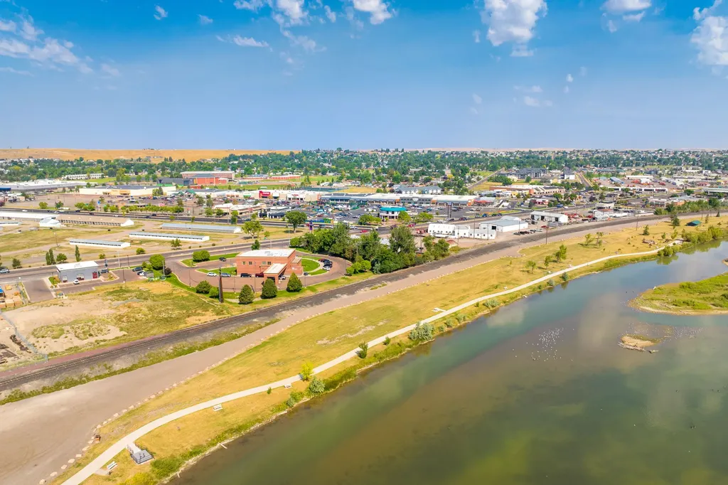 803 3rd Street NW Great Falls MT 59404