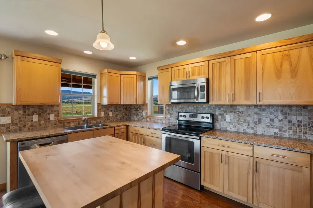 61253 Watson Road St Ignatius MT 59865