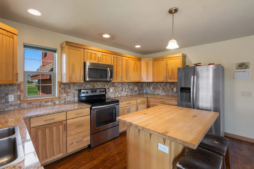 61253 Watson Road St Ignatius MT 59865