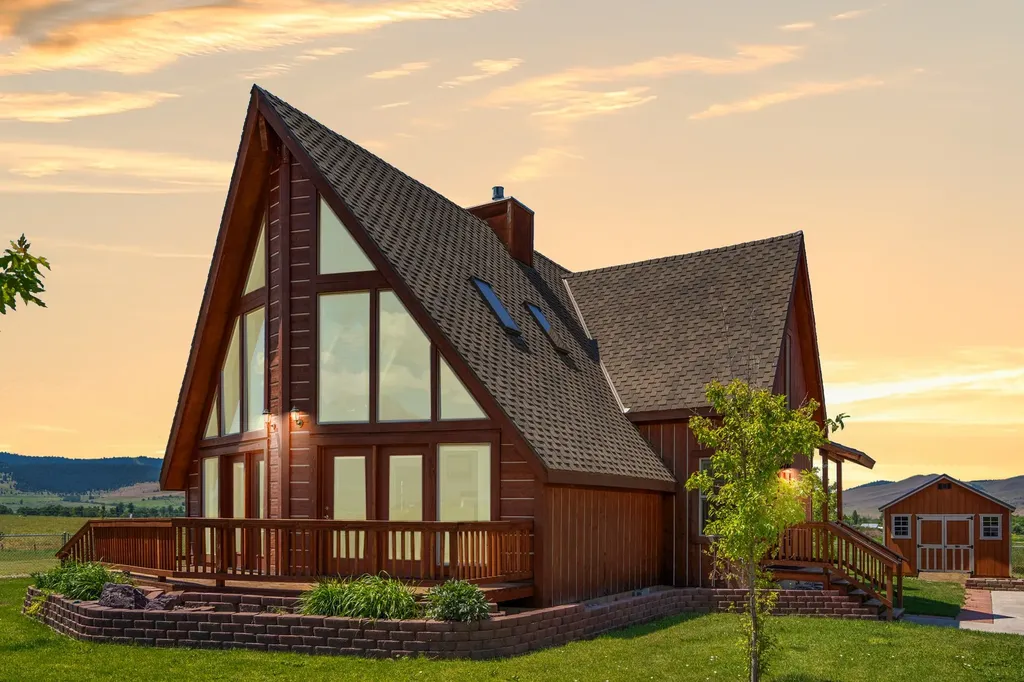 61253 Watson Road St Ignatius MT 59865