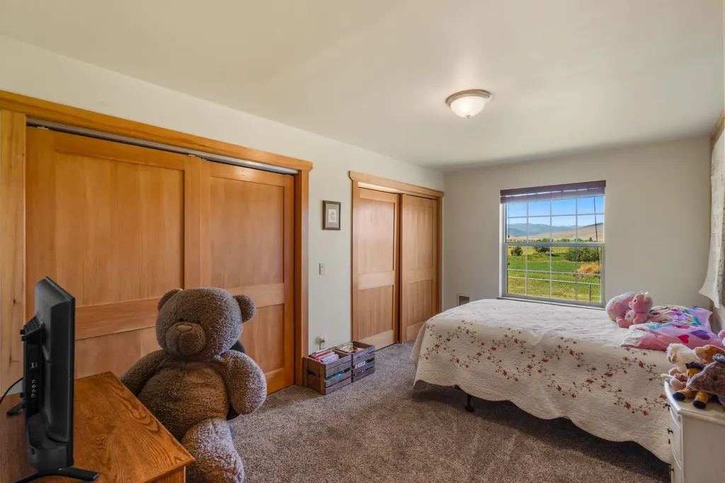 61253 Watson Road St Ignatius MT 59865