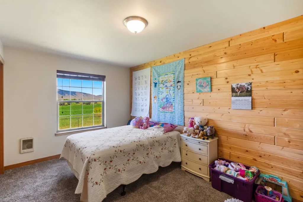 61253 Watson Road St Ignatius MT 59865