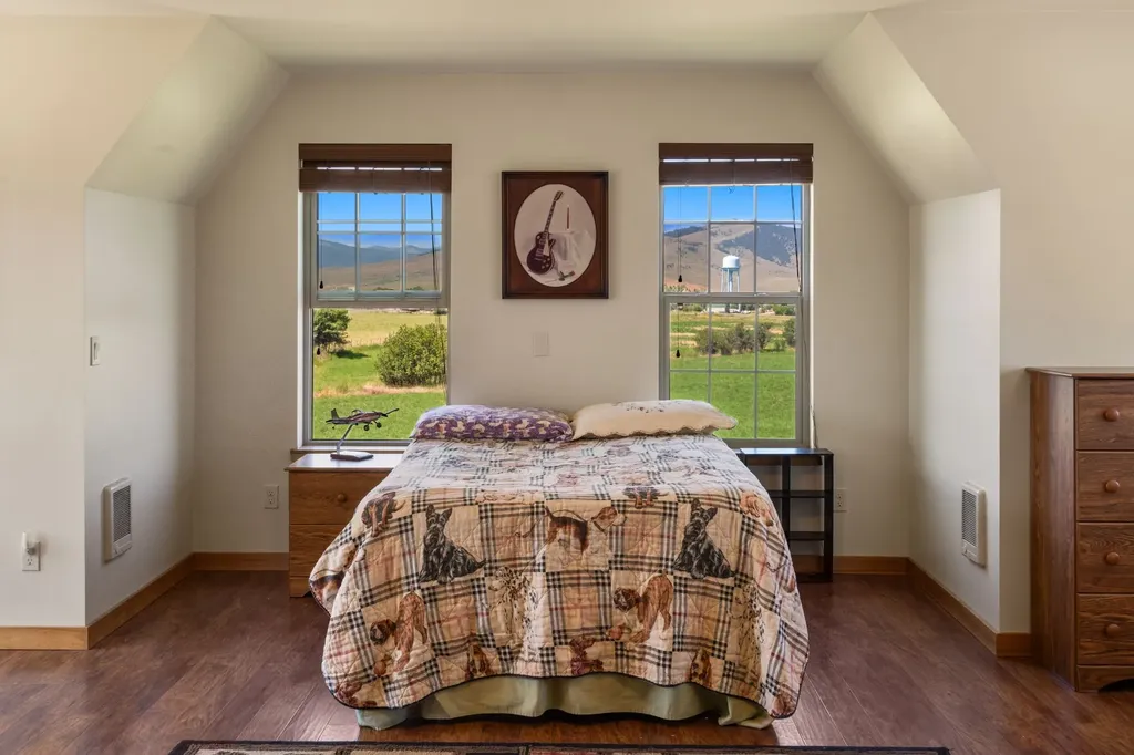 61253 Watson Road St Ignatius MT 59865