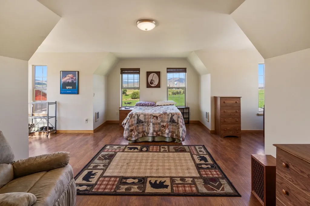 61253 Watson Road St Ignatius MT 59865