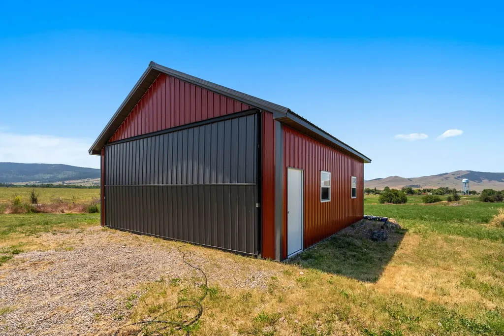 61253 Watson Road St Ignatius MT 59865