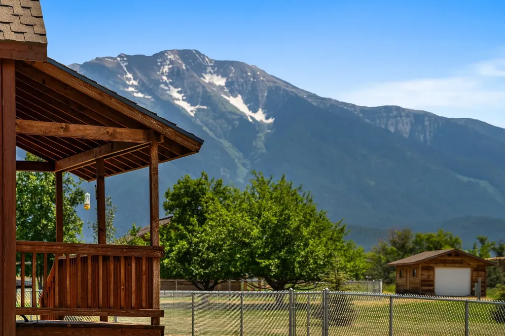 61253 Watson Road St Ignatius MT 59865