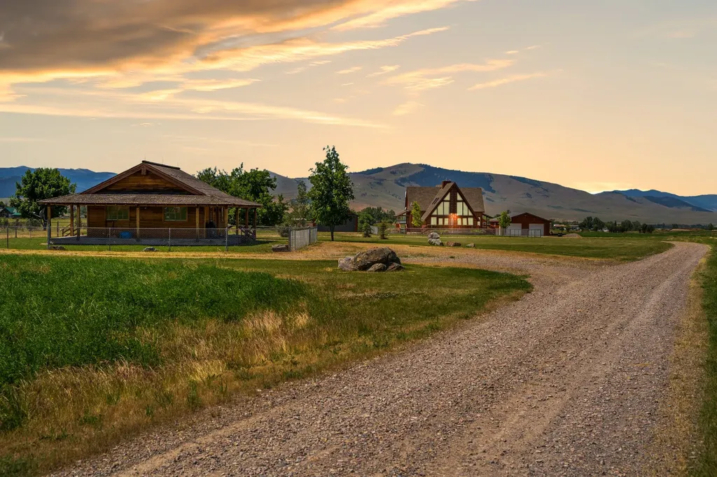 61253 Watson Road St Ignatius MT 59865