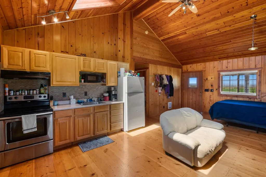 61253 Watson Road St Ignatius MT 59865