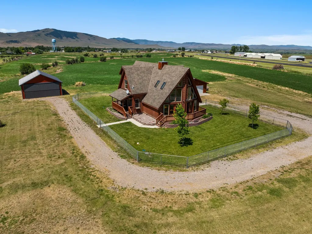 61253 Watson Road St Ignatius MT 59865