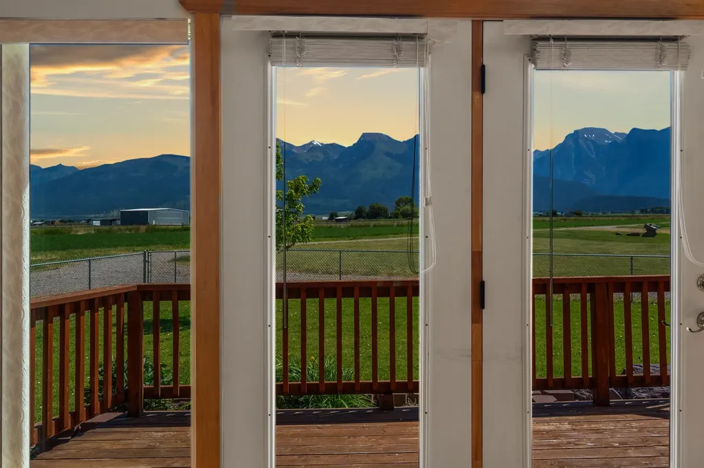 61253 Watson Road St Ignatius MT 59865