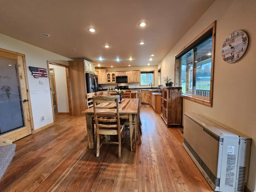 5 Fernwood Way Trout Creek MT 59874