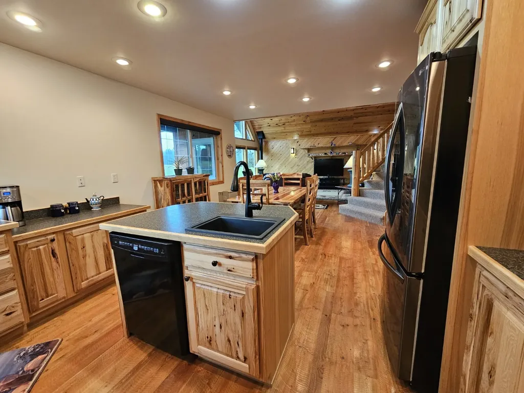 5 Fernwood Way Trout Creek MT 59874