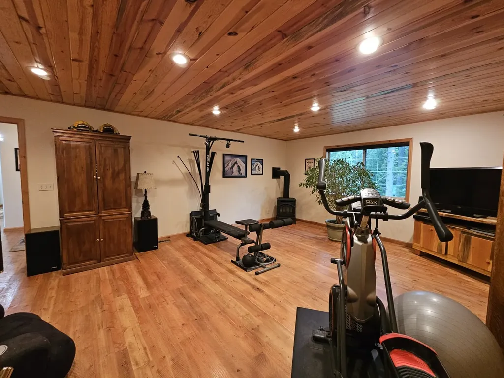 5 Fernwood Way Trout Creek MT 59874