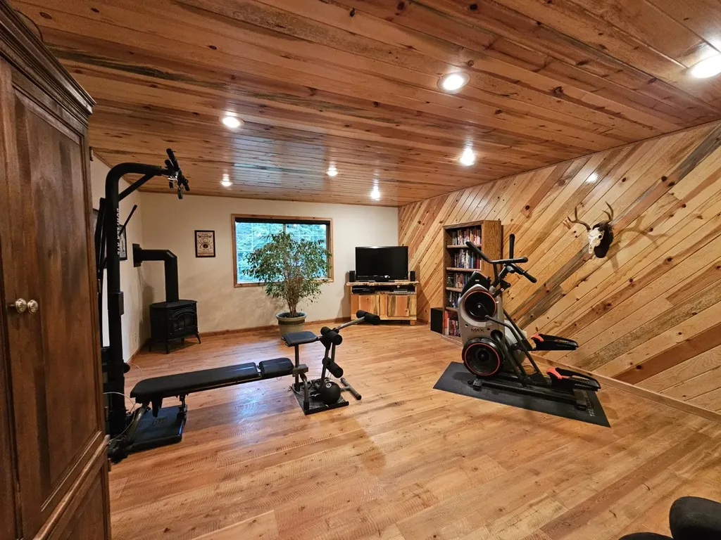 5 Fernwood Way Trout Creek MT 59874