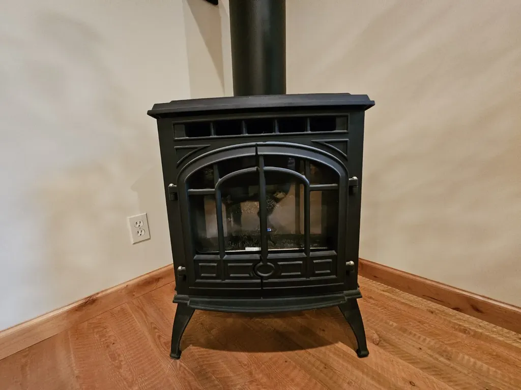 5 Fernwood Way Trout Creek MT 59874