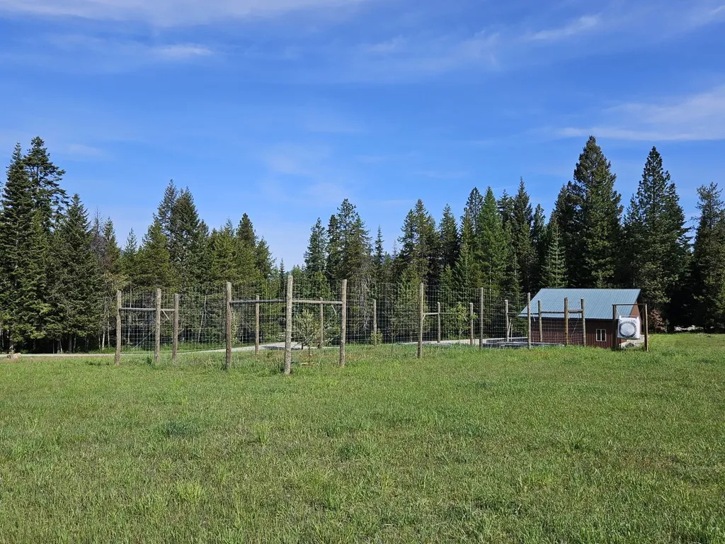 5 Fernwood Way Trout Creek MT 59874