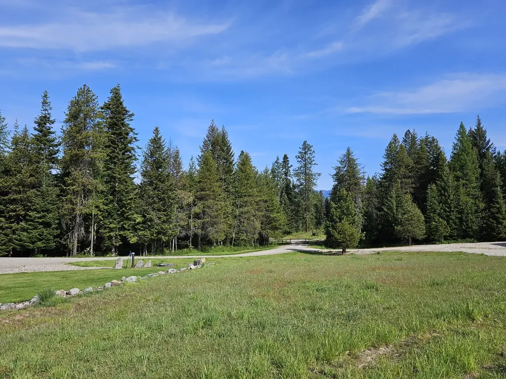 5 Fernwood Way Trout Creek MT 59874