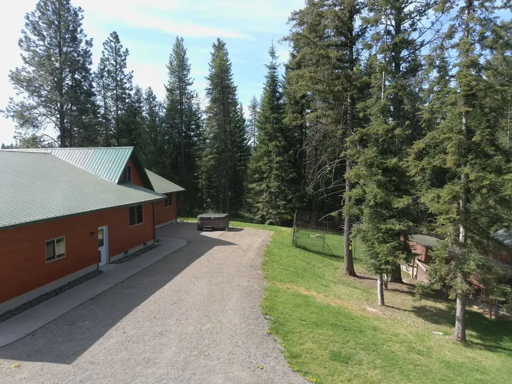 5 Fernwood Way Trout Creek MT 59874
