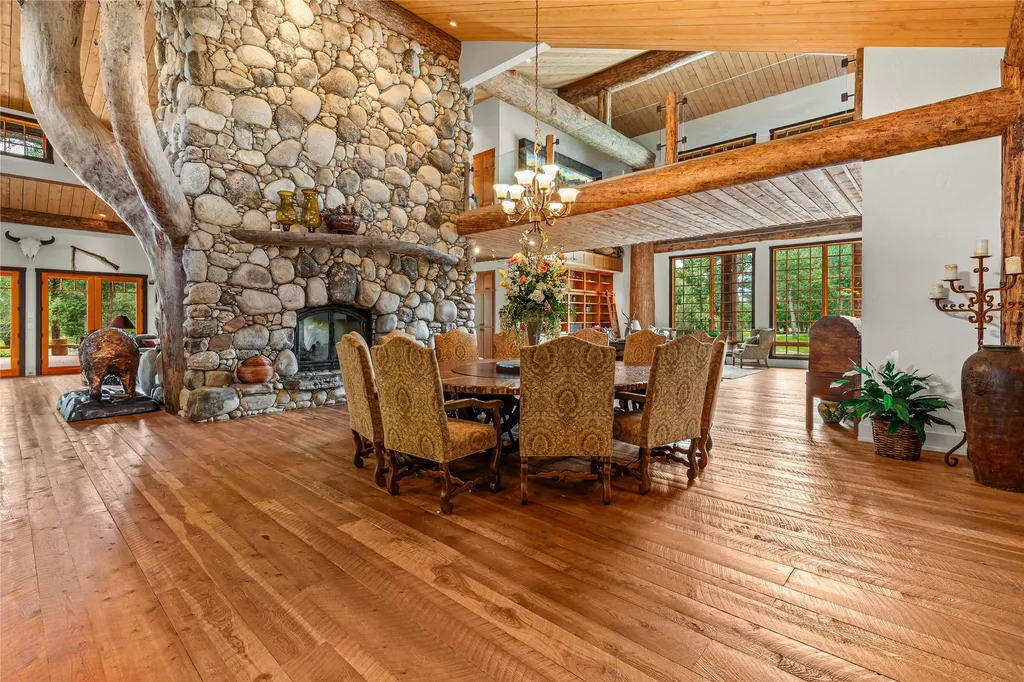 81 And 83 Bell Crossing W Stevensville MT 59870