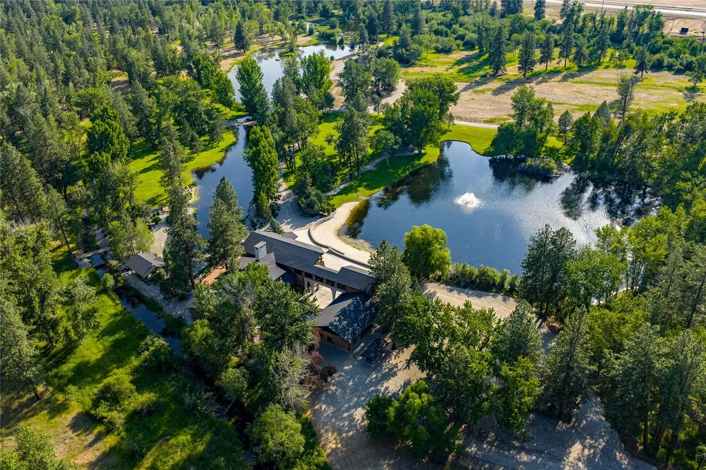 81 And 83 Bell Crossing W Stevensville MT 59870