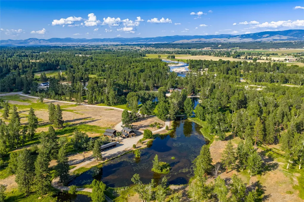 81 And 83 Bell Crossing W Stevensville MT 59870