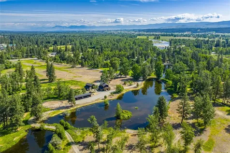 81 and 83 Bell Crossing W Stevensville MT 59870