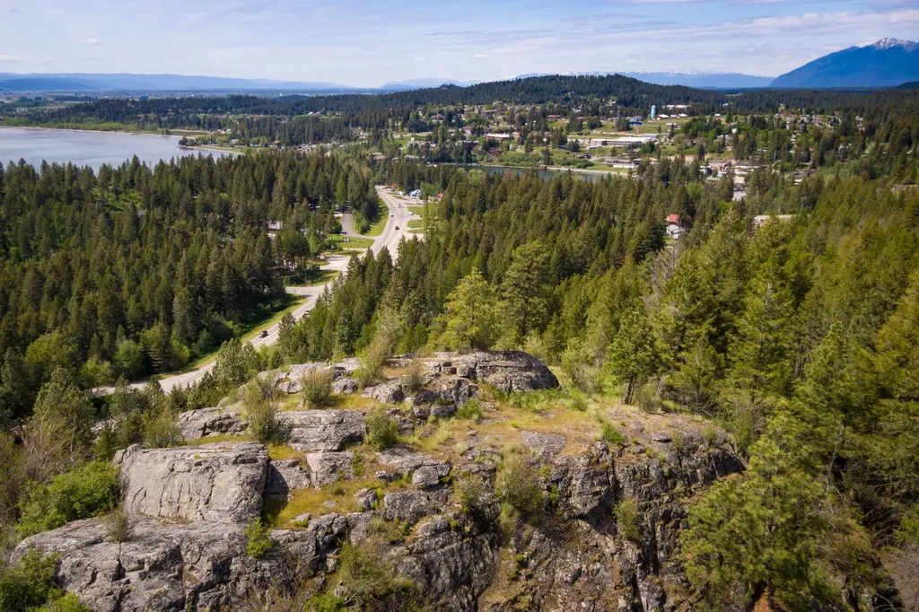 28 Doubletree Drive Bigfork MT 59911