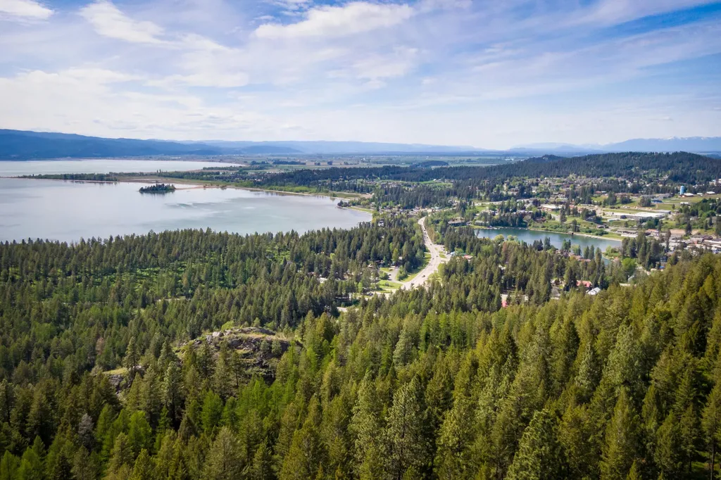 28 Doubletree Drive Bigfork MT 59911