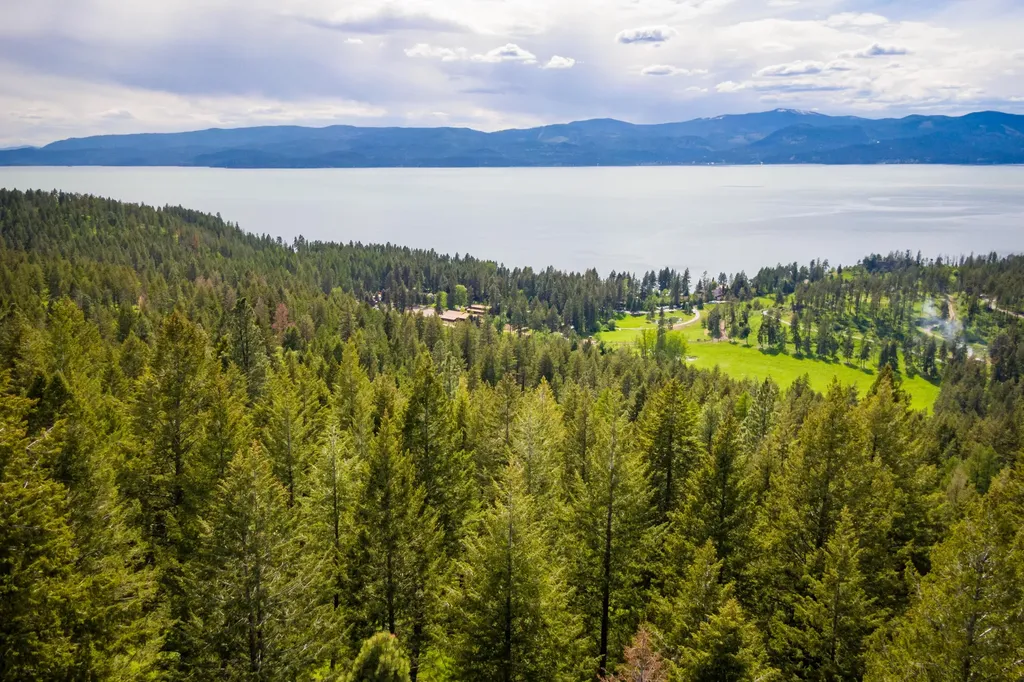 28 Doubletree Drive Bigfork MT 59911